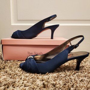 Nina navy blue slingback heels!